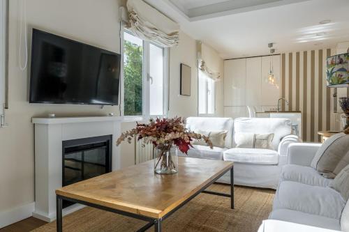 Modern and Bright-2Bedroom 2Bathroom-Bernabéu