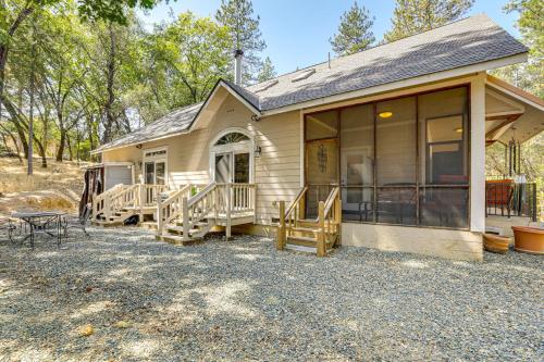 All-Season Outdoor Base Camp: Gold Country Home! in Fiddletown (CA)