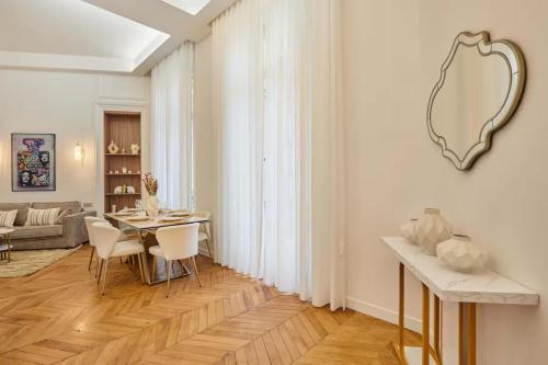Saint Honore Luxury Apartment with AC - image 14