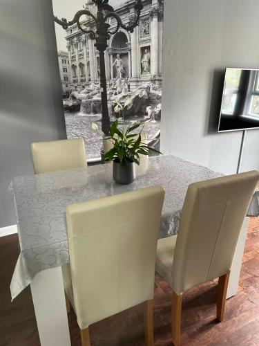 Two bedroom flat close to meadows with free parking by parking permit, Édimbourg (photo 8)