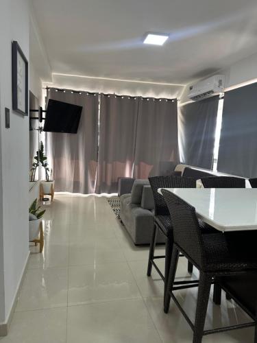 Apartamento con vista al mar in 투카카스