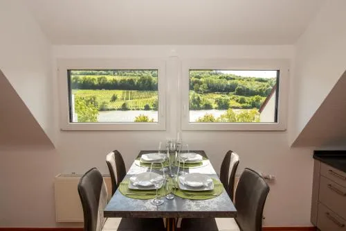 Ferienwohnung Moselblick Zell-Merl - Merllorca DG Panoramablick & Parkplatz in Zell Mosel, Deutschland