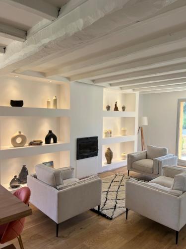 Luxury Country House - 6 Bed Room - Jacuzzi, Cinéma 7 Places, Sauna by So Homy (Luxury Country House - 6 Bed Room - Jacuzzi, Cinema 7 Places, Sauna by So Homy) in แซ็งต์ลี