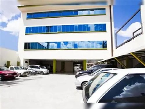 Hotel Las Gardenias — hotel in Juan Montalvo 10-44 y Gran Colombia, Cuenca EC, 010150