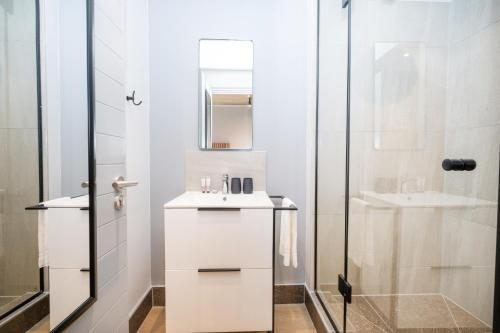 508 Riverlands - Lux 2 Bedroom Apartment with Parking, Kapstadt (Foto 4)