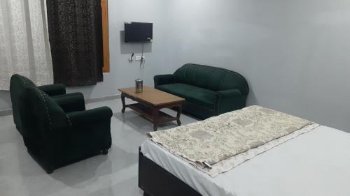 AAAC HoME STAY - Sundarnagar