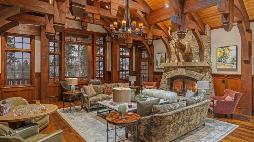 Alpine Grandeur – khách sạn tại Núi Baldy