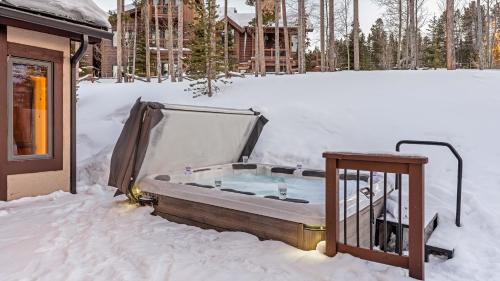Boulder Ridge Retreat in Breckenridge, USA