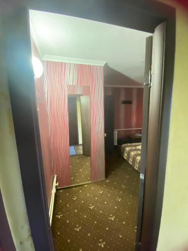 Шервуд, Žytomyr (foto 2)