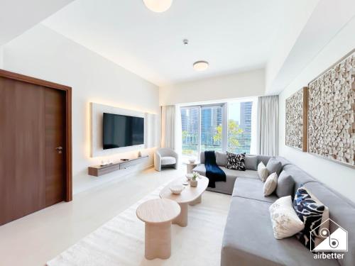 Luxurious 1BR with Balcony & Premium Stay in Downtown, Dubai