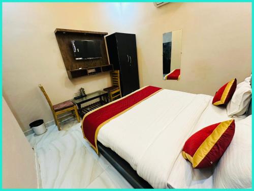Hotel - P & S Recidency - Near Shree Kashi Vishwanath Temple - Comfortble Rooms With Good Space - A Top Rated Hotel In Varanasi, Rāmnagar (zdjęcie 6)