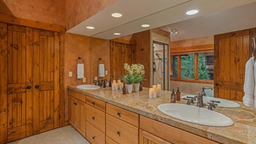 Bystone Villa Retreat – Breckenridge, CO