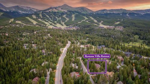 Bystone Villa Retreat – Breckenridge, CO