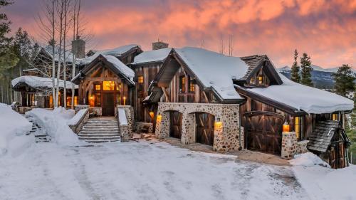 Chalet du Soleil image