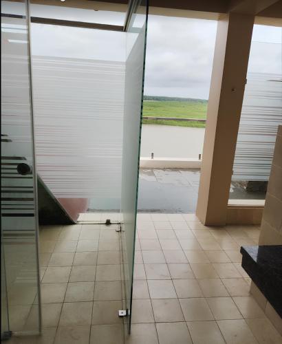 Vannas istaba, Rio Vista Resorts in Razole