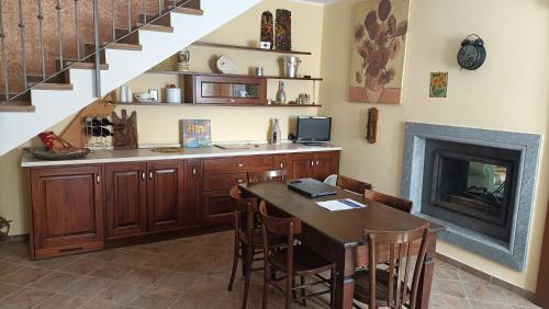 virtuve, Castellato Country House in Mornico Losana