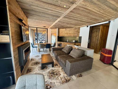 Bright 3 Bed Apartment - Arc 1950 - Auberge Jerome - Location saisonnière - Bourg-Saint-Maurice