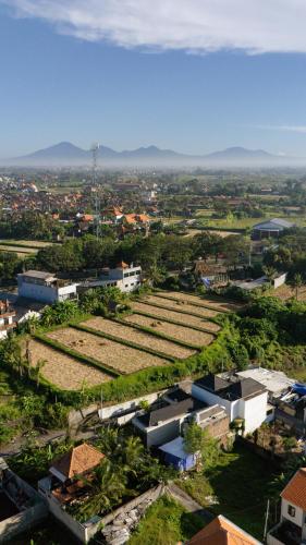 Nice 2BR Villa with Private Pool Near Sanur & Ubud