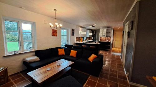 Beautiful and cosy house near the lake in Olofstrom