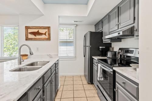 1806 Heron Point - image 12