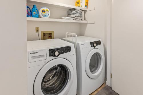 1806 Heron Point - image 3