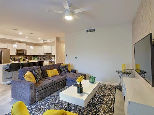 Fabulous Thematic 2BR Condo with Kids Splash Pad in Kissimmee, USA