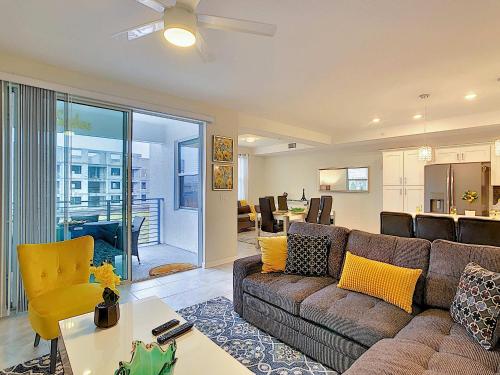 Fabulous Thematic 2BR Condo with Kids Splash Pad in Kissimmee, USA