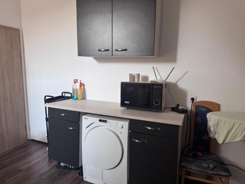 virtuve, DanMa Ferienwohnung Apartment-Gemeinschaftsküche (DanMa Ferienwohnung Apartment-Gemeinschaftskuche) in Laubach (Rhineland-Palatinate)