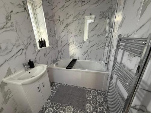 Modern Houghton-le-Spring stay near Durham in Hetton-le-Hole