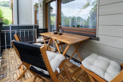 WälderNestchen - zentral - Natur pur - Tiefgarage - Balkon - modernes 2 Zimmer Appartement (WalderNestchen - zentral - Natur pur - Tiefgarage - Balkon - modernes 2 Zimmer Appartement) in 楞茲基赫