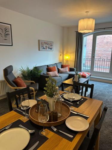 2BR Luxury Apt in Cathedral Quarter - Belfast