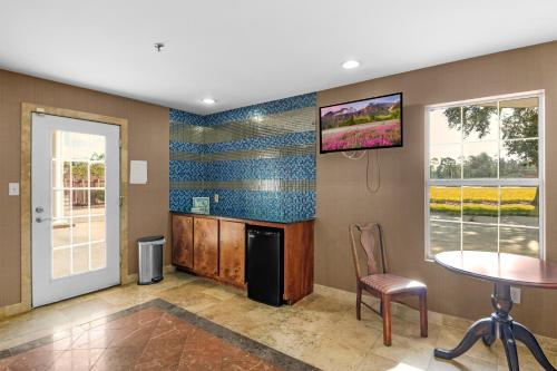 Fuajee, Glennville Inn in Glennville (GA)
