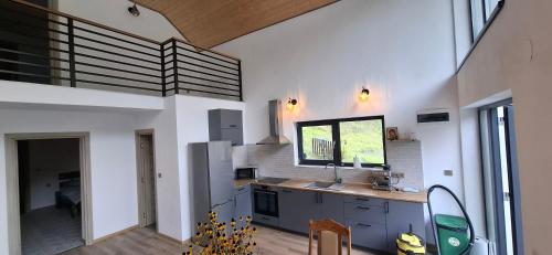 Konyha, The Nest on the Hill in Marisel