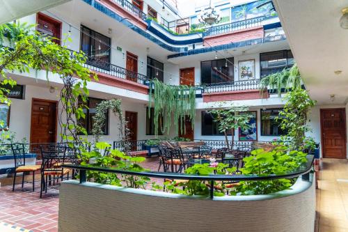 Hotel El Indio Inn in Otavalo