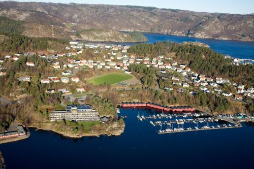 Farsund Fjordhotel - image 3
