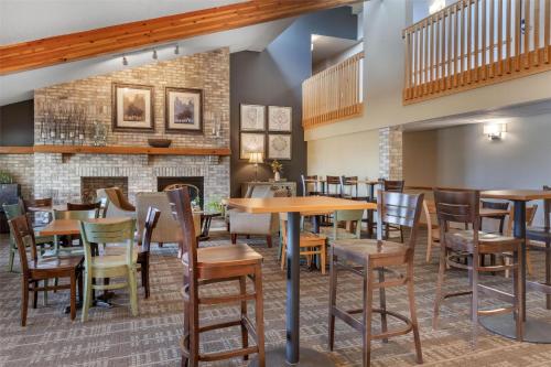 SureStay Plus Hotel by Best Western Litchfield in Litchfield, USA