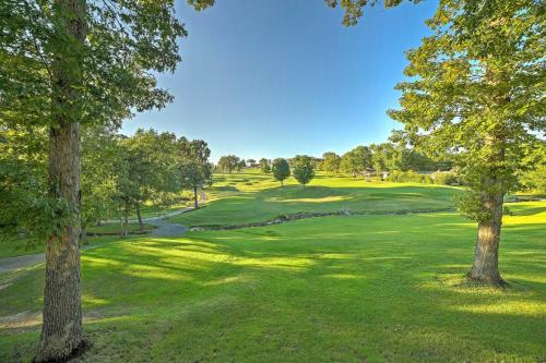 Resort Condo with Patio, 5 Mi to Branson Landing! in Branson, USA