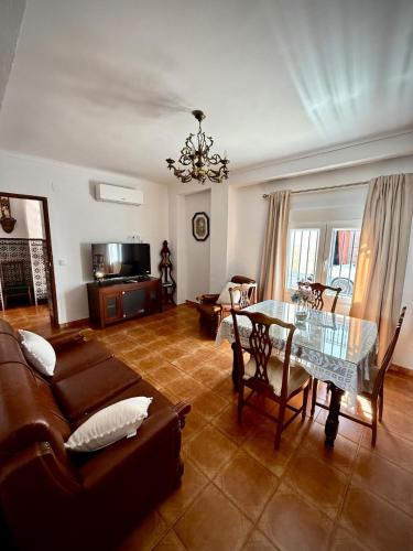 Koplietošanas atpūtas telpa ar TV, Casa María la del Horno (Casa Maria la del Horno) in Santa Krusa (Kordoba)