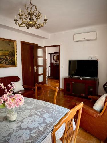 Koplietošanas atpūtas telpa ar TV, Casa María la del Horno (Casa Maria la del Horno) in Santa Krusa (Kordoba)