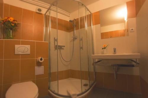 Hotel Wolf – Prague, NY