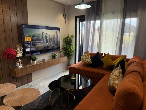 Golden Studio Casablanca for family, Casablanca