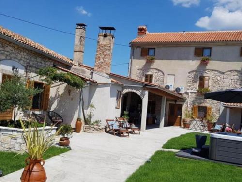 One Bedroom Apartment - Pula