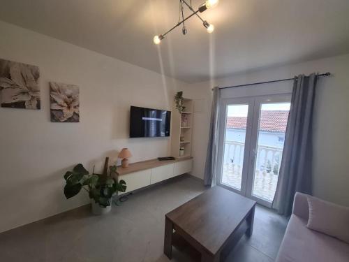 Apartment Jaki - One Bedroom Apartment with Garden View - Location saisonnière - Orebić