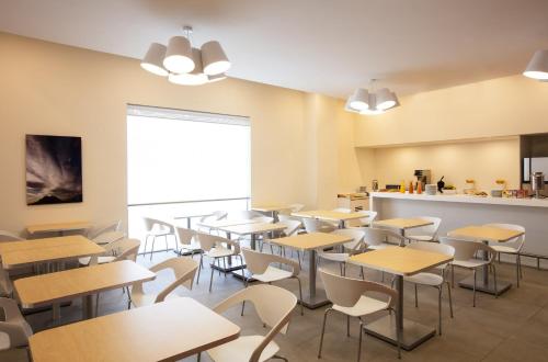 Fiesta Inn Express Monterrey Centro - image 5