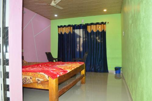 Arabian Home Light in 庫德勒海灘