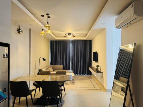 Duke Hospitality - Serviced Apartment - Sophia Center