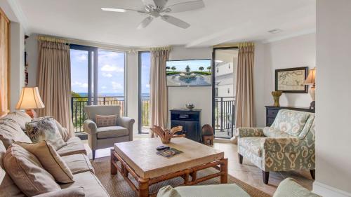309 B Shipwatch by AvantStay Community Pool Access in Isle of Palms, USA