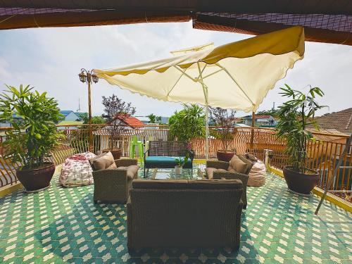 View, 75 Garden INN  in Imperial Citadel