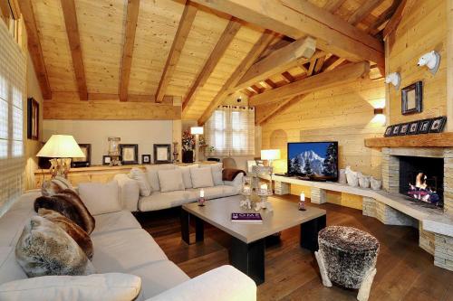 Charming village chalet gîte à louer le Praz