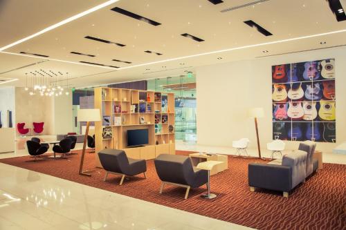 Lobby, Fiesta Inn Plaza Central Aeropuerto in Iztapalapa-Wholesale Markets